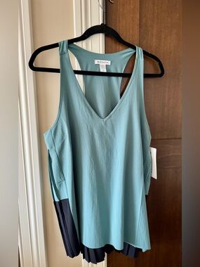 Athlete Swing Forward Tank Top